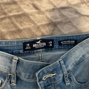 never worn hollister jeans